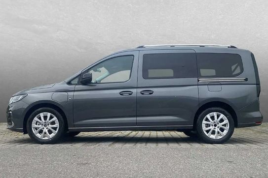 Ford Tourneo Connect Grand Titanium PHEV A6