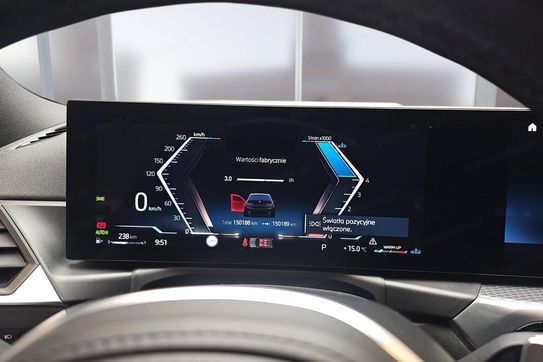 BMW Seria 3 330i M Sport aut