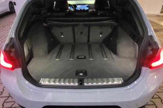 BMW Seria 3 Touring 320d xDrive M Sport