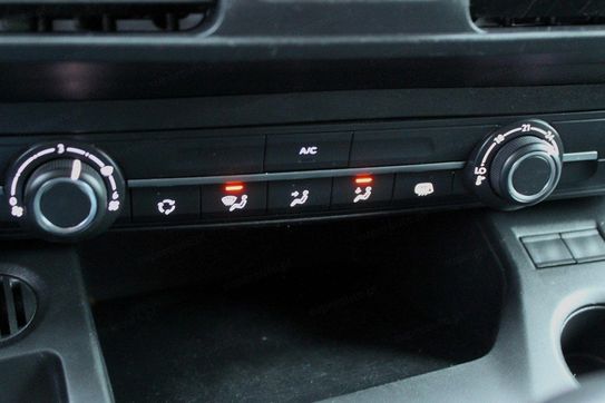 Peugeot Partner Van L2H1 Chłodnia do -20°C