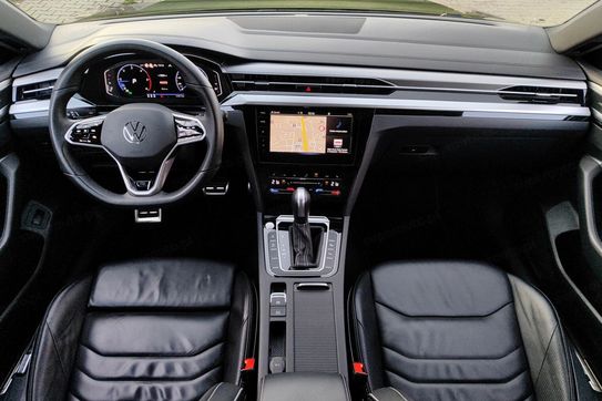 Volkswagen Arteon 2.0 TDI R-Line DSG