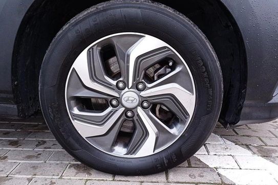 Hyundai Kona 1.6 GDI Hybrid Business DCT