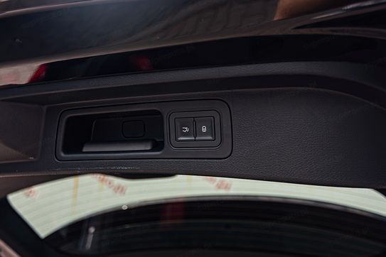BYD Seal U DM-i  Design AWD