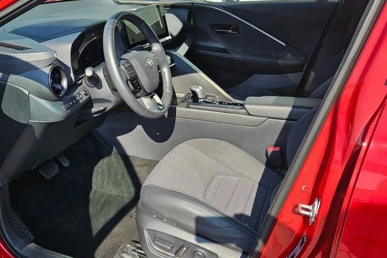 Toyota C-HR 2.0 PHEV Dynamic Force Executive