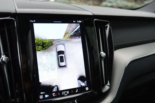 Volvo XC60 T6 Plug-In Hybrid AWD Ultra Dark aut