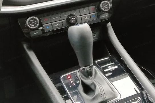 Jeep Compass Altitude 1.5 T4 Turbo MHEV DCT7