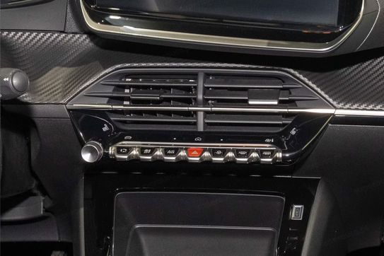 Peugeot 208 Edition e-DCS6 1.2 mHEV