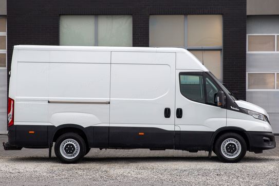 Iveco Daily 35S14 D L3H2