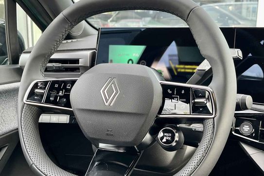 Renault Clio Techno 1.8 E-TECH Full Hybrid