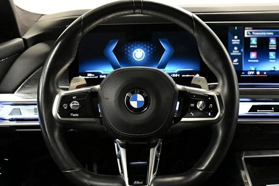 BMW Seria 7 740d xDrive M Sport