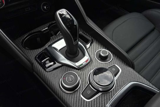Alfa Romeo Giulia 2.9 Bi Turbo V6 Quadrifoglio