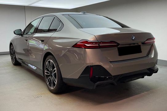 BMW Seria 5 520d M Sport