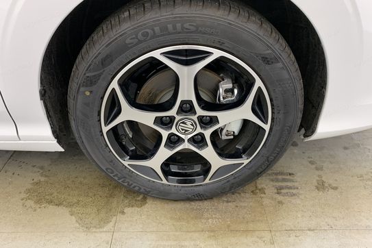 MG 3 Exclusive 1.5 Hybrid+ AT