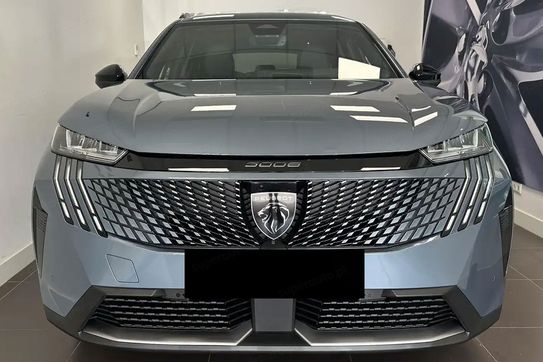 Peugeot 5008 Allure e-DCS6 1.2 mHEV