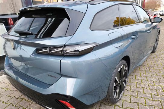 Peugeot 308 GT e-DCS6 1.2 mHEV