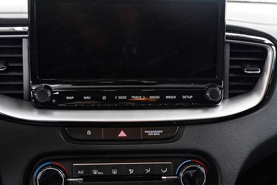 Kia Ceed 1.5 T-GDI Tribute DCT