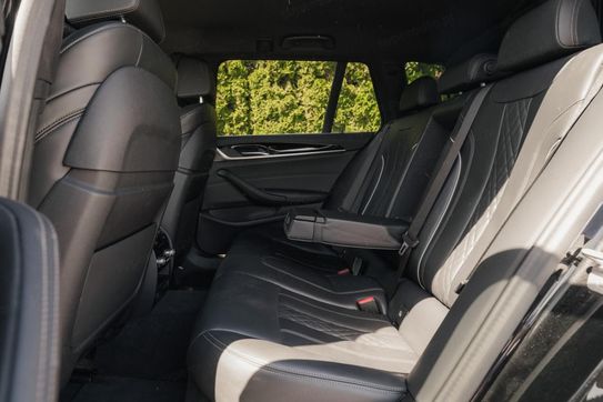 BMW Seria 5 540i xDrive mHEV sport-aut