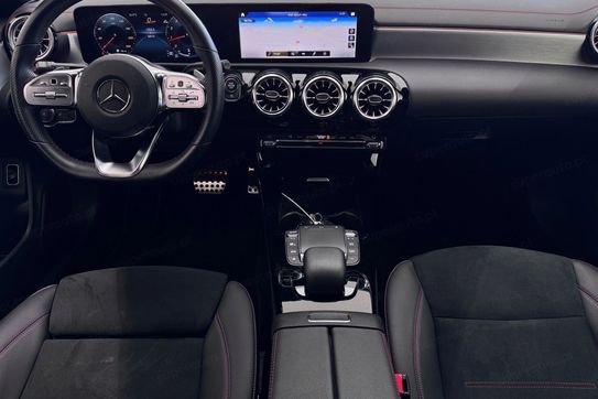 Mercedes CLA Shooting Brake 200 AMG Line