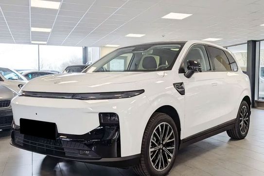 Leapmotor B10 Design Hybrid EV 18,8 kWh