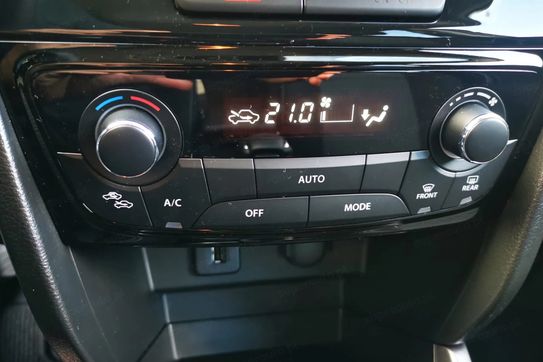 Suzuki Vitara DualJet Hybrid Premium Plus 2WD AGS