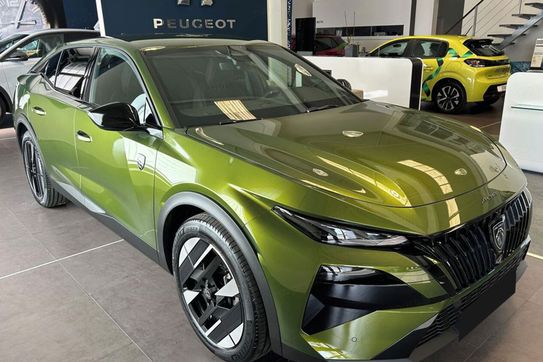 Peugeot 408 GT Exclusive e-DCS7 1.6 Plug-in Hybrid