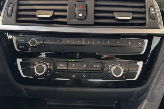BMW Seria 3 Touring 318d