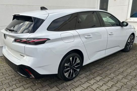 Peugeot 308 Allure EAT8 1.5 BlueHDi