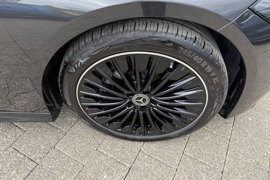 Mercedes CLE 200 4-Matic AMG Line