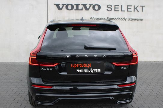 Volvo XC60 B5 B AWD Plus Dark aut