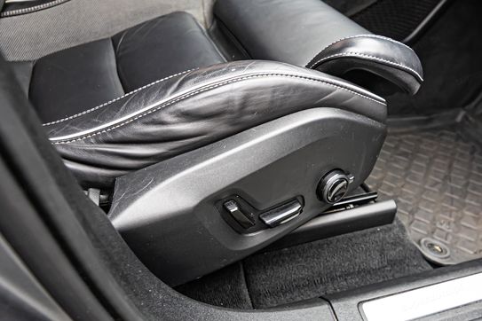 Volvo XC60 D AWD R-Design aut