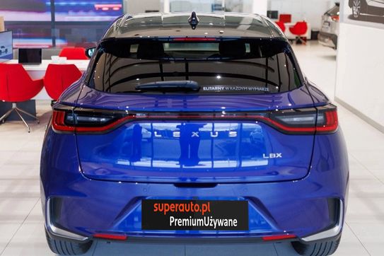 Lexus LBX Hybrid