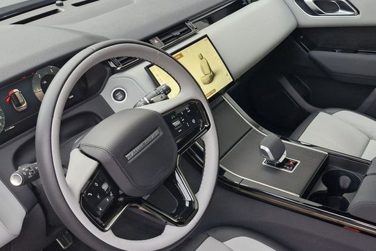 Land Rover Range Rover Velar D200 Dynamic SE