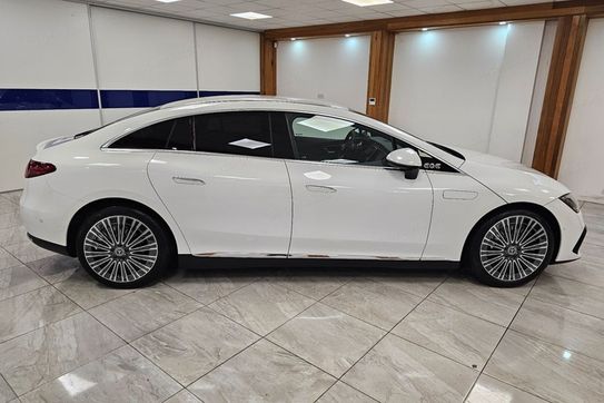 Mercedes EQE 350 4-Matic Electric Art