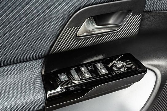 Citroen C5 Aircross Plus eDCT6 1.2 mHEV