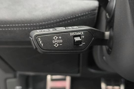 Audi A6 E-tron quattro Avant
