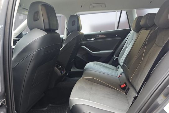 Volkswagen Passat 1.5 TSI  DSG