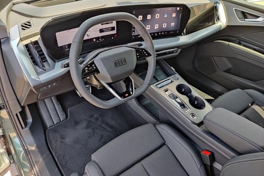 Audi Q4 e-tron S line