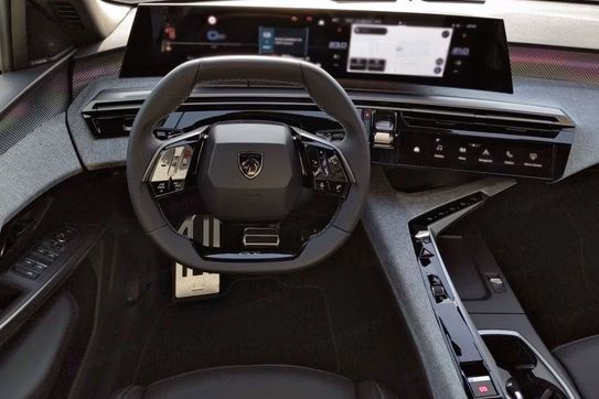 Peugeot 3008 GT Exclusive e-DCS6 1.2 mHEV