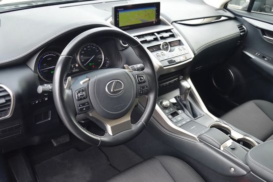 Lexus NX 300h