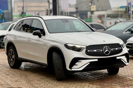 Mercedes GLC 200  4-Matic AMG Line