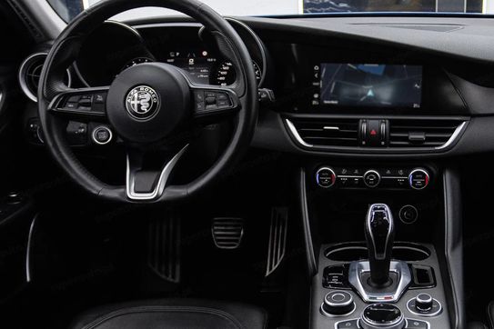 Alfa Romeo Giulia 2.0 Turbo Veloce Q4 aut