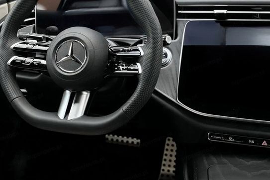 Mercedes Klasa E 200 4-Matic AMG