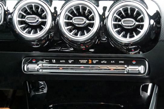 Mercedes CLA AMG 35 4-Matic