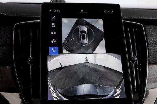 Volvo XC90 B5 AWD Ultra Dark 7os