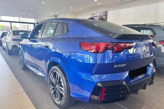 BMW iX2 eDrive20 M Sport