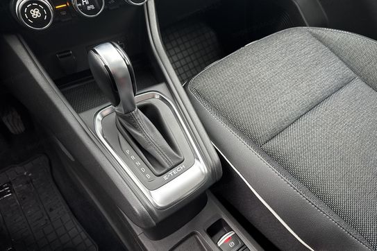Renault Captur Techno 1.6 E-TECH Full Hybrid