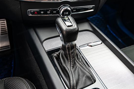 Volvo XC60 D4 R-Design