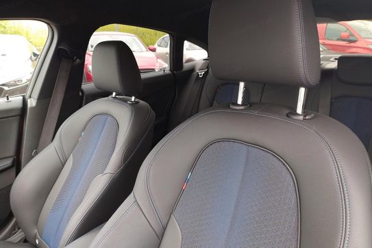 BMW Seria 2 216d