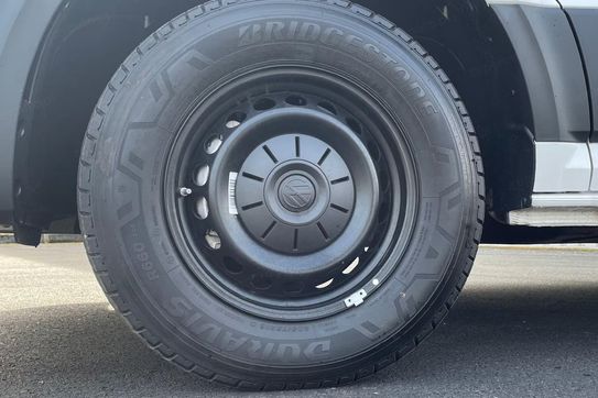 Volkswagen Crafter L4H3 8AT