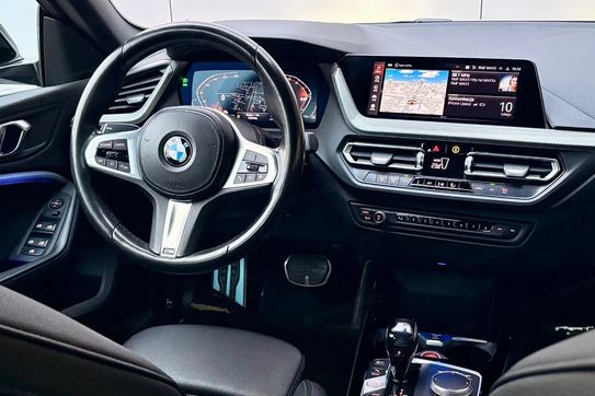 BMW Seria 2 Gran Coupe 218i M Sport